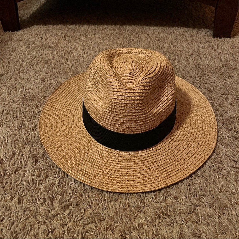 Straw Sun hat